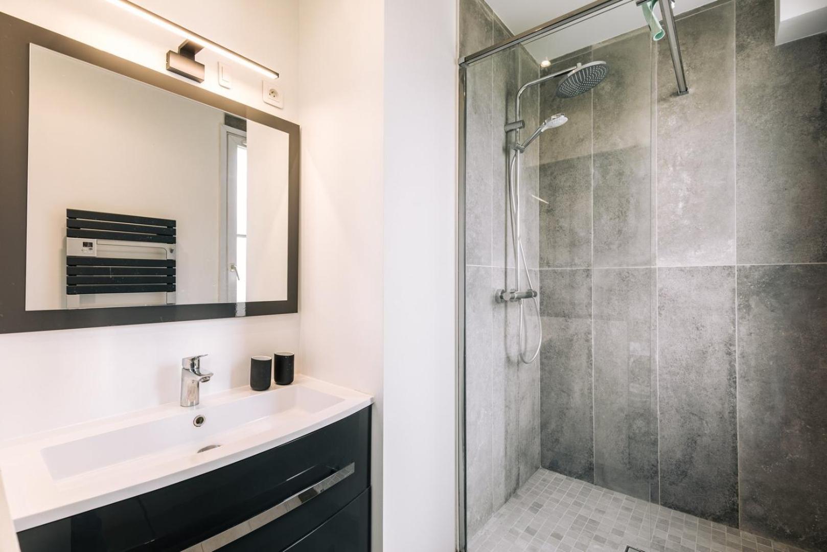 Guestready - De Charme Au Dernier étage * Paris